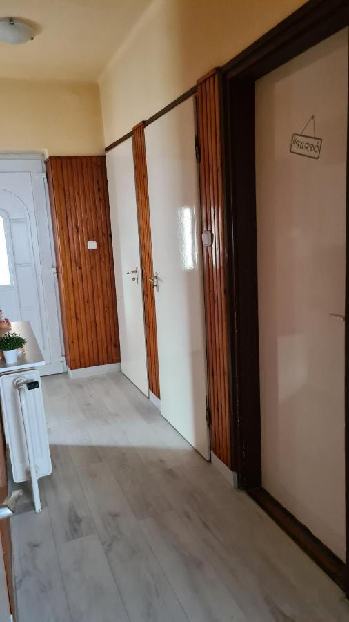 Vitorlas Apartman Sárvár Eksteriør billede
